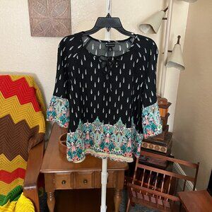 Women’s Sz. M New Directions ¾ Bell Sleeve Multi Print Top with Tie Front